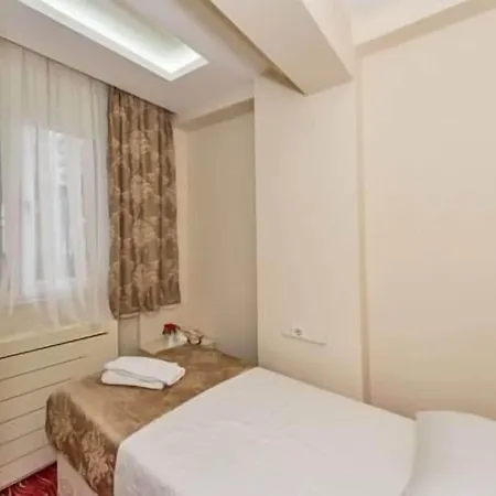 Otel Maral 3*