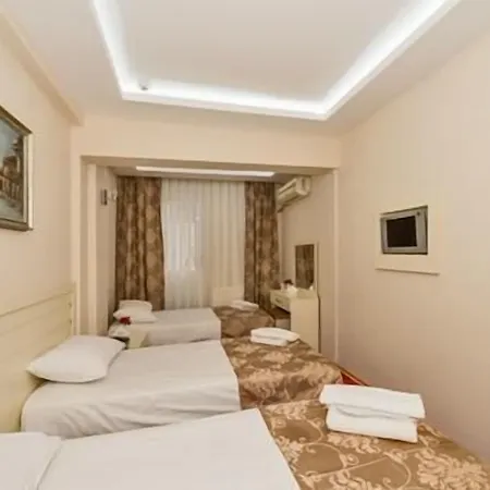 Maral Otel