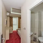 Maral Hotell
